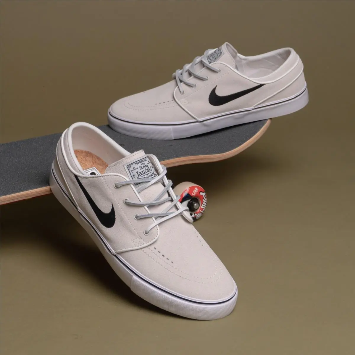 Nike shoes - Nike Sb Zoom - Zoom - FD6757-100 - White 1