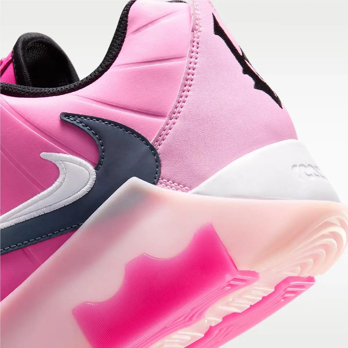 Nike shoes - Nike LeBron Witness - LeBron Witness - IO7381 600 - White 1
