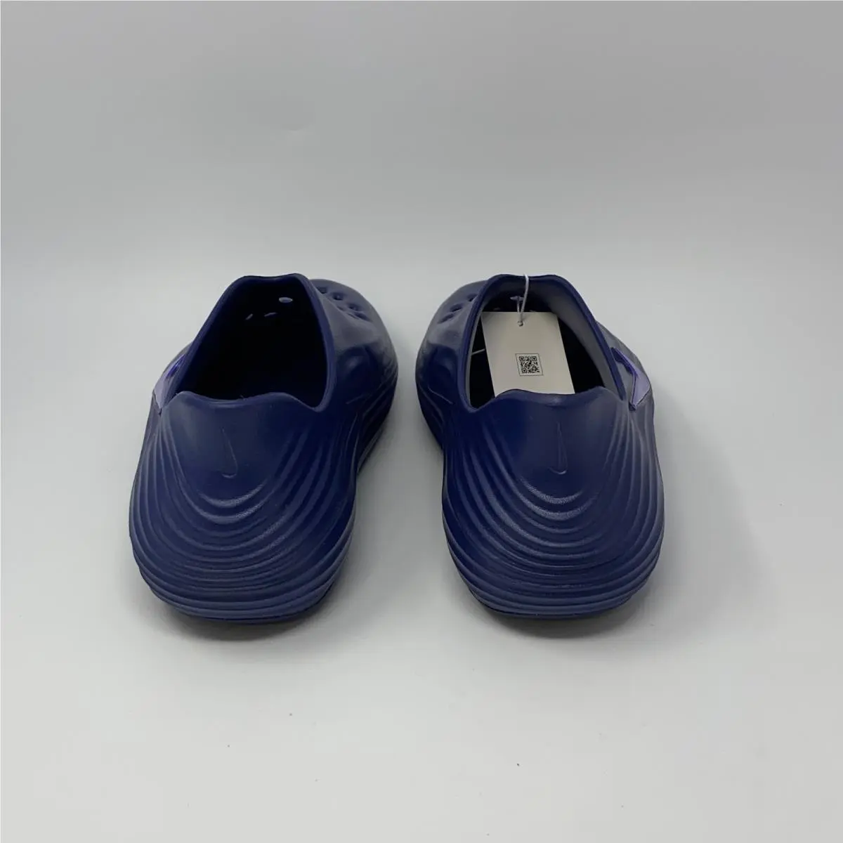 Nike shoes - Barely Grape/Metallic (UPC: 198726442867) 1