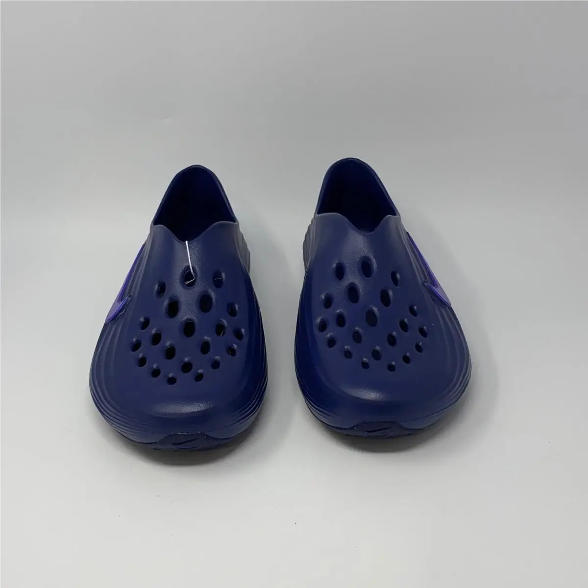 Nike shoes - Barely Grape/Metallic (UPC: 198726442867) 2