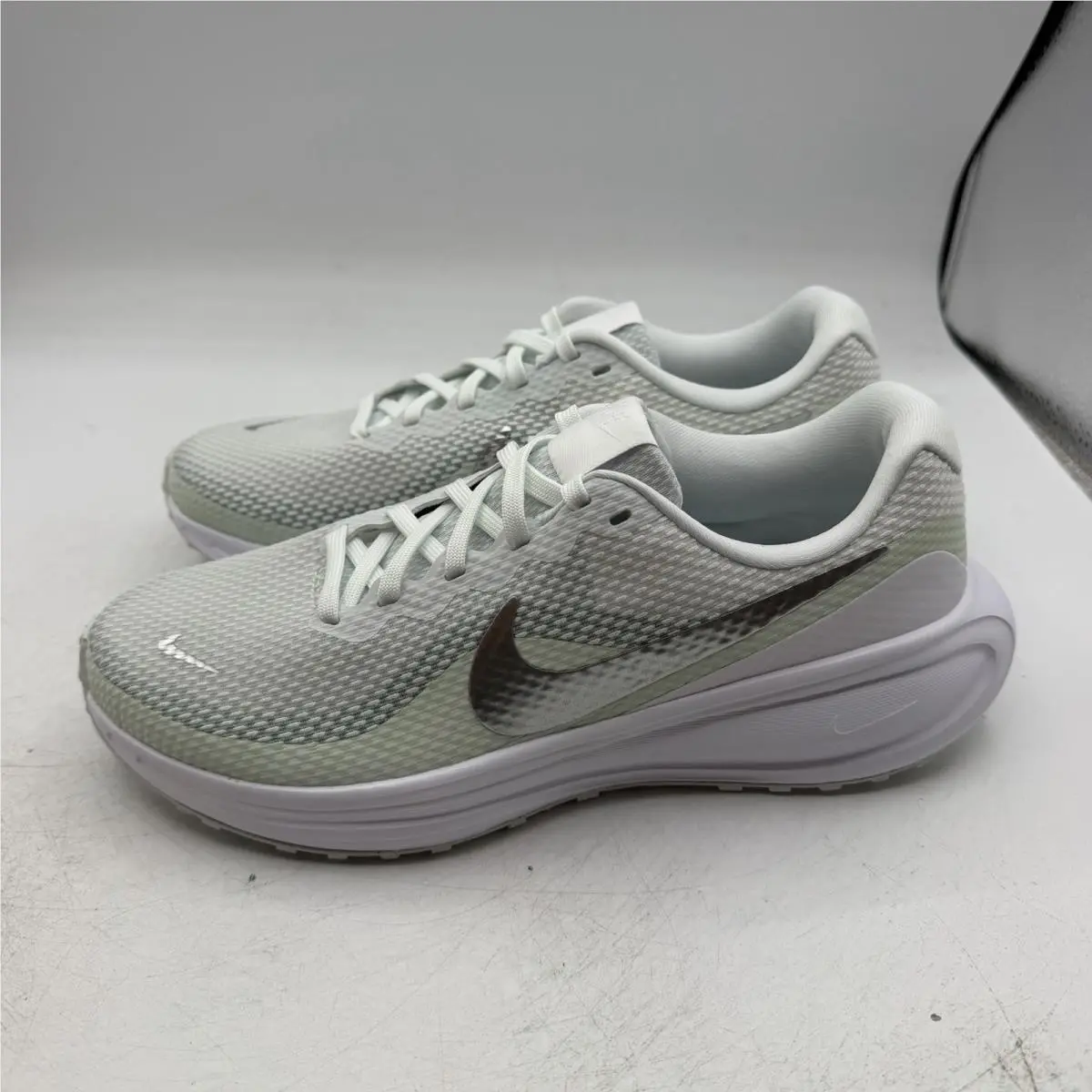 Nike shoes - HJ8485107 - HJ8485-107 - Green 4