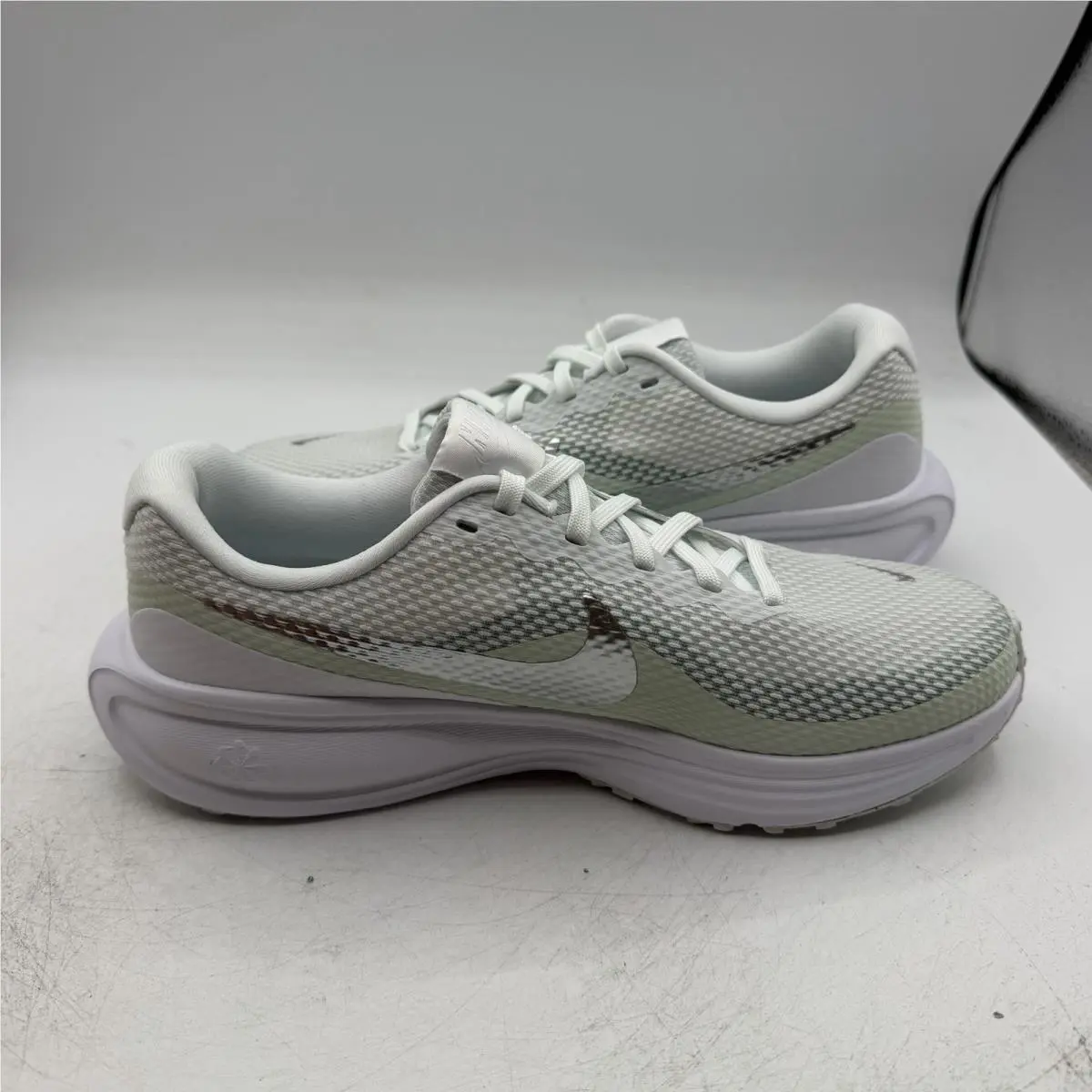 Nike shoes - HJ8485107 - HJ8485-107 - Green 5