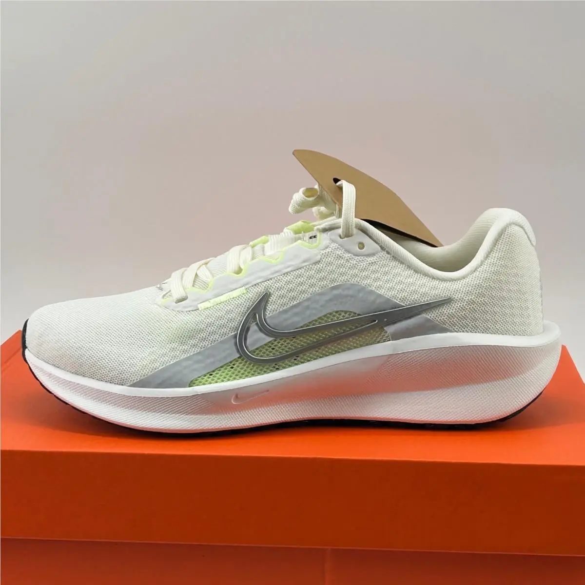 Nike Downshifter 13 Women 7.5 Sail Metallic Silver FD6476-106 Running Shoes