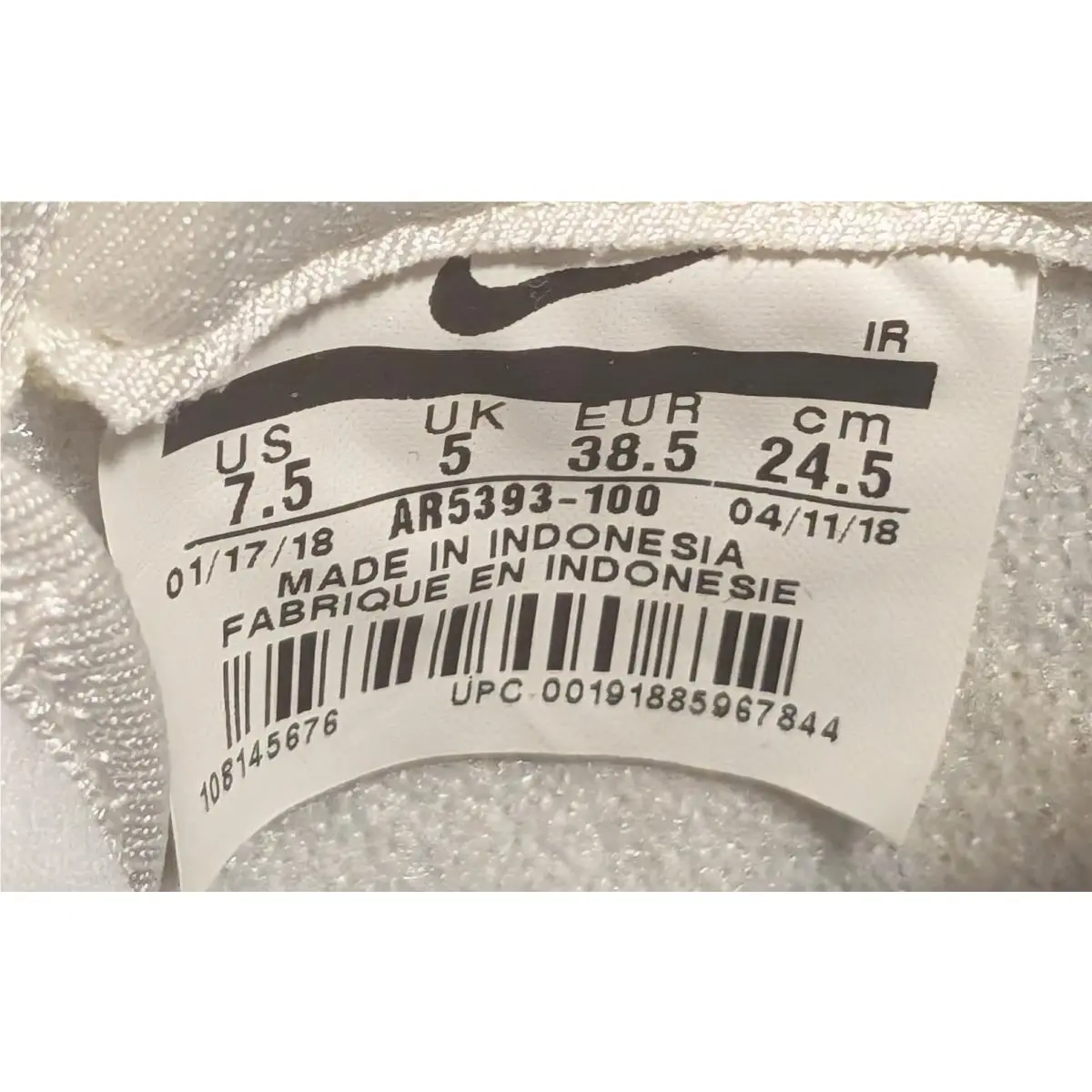 Nike shoes - Nike Classic Cortez SE - Classic Cortez - AR5393-100 - White 13