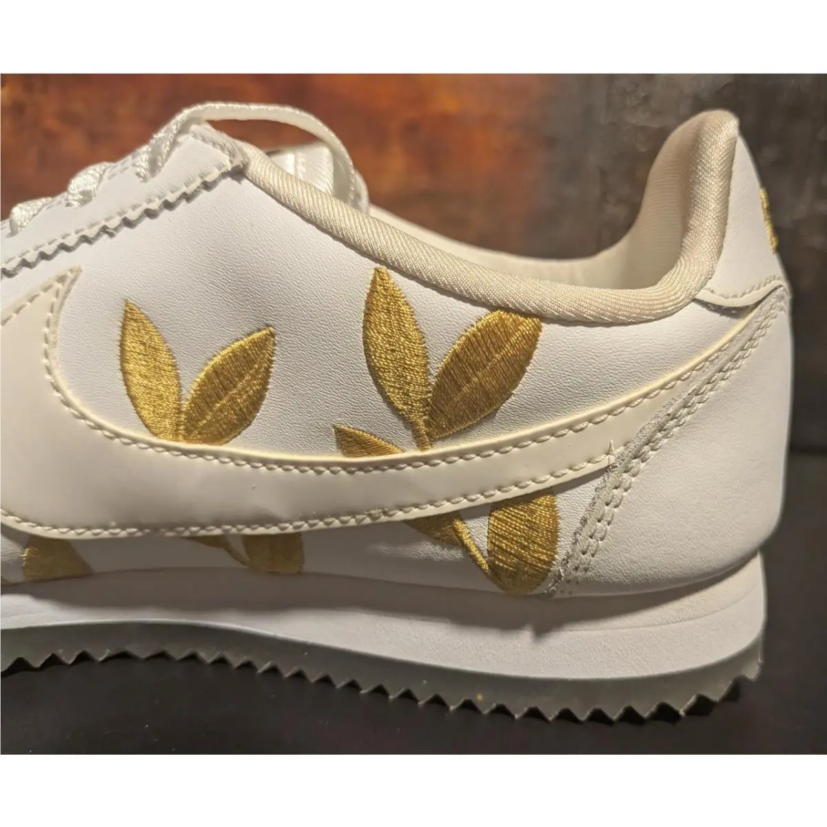 Nike shoes - Nike Classic Cortez SE - Classic Cortez - AR5393-100 - White 8