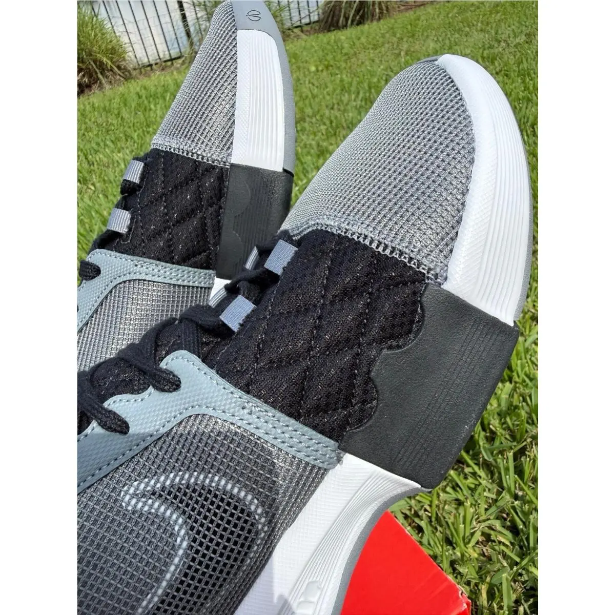 Nike shoes - Nike LeBron Witness - LeBron Witness - Gray 2