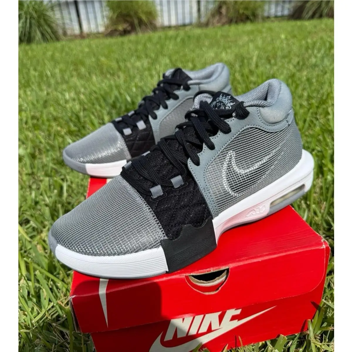 Nike shoes - Nike LeBron Witness - LeBron Witness - Gray 3
