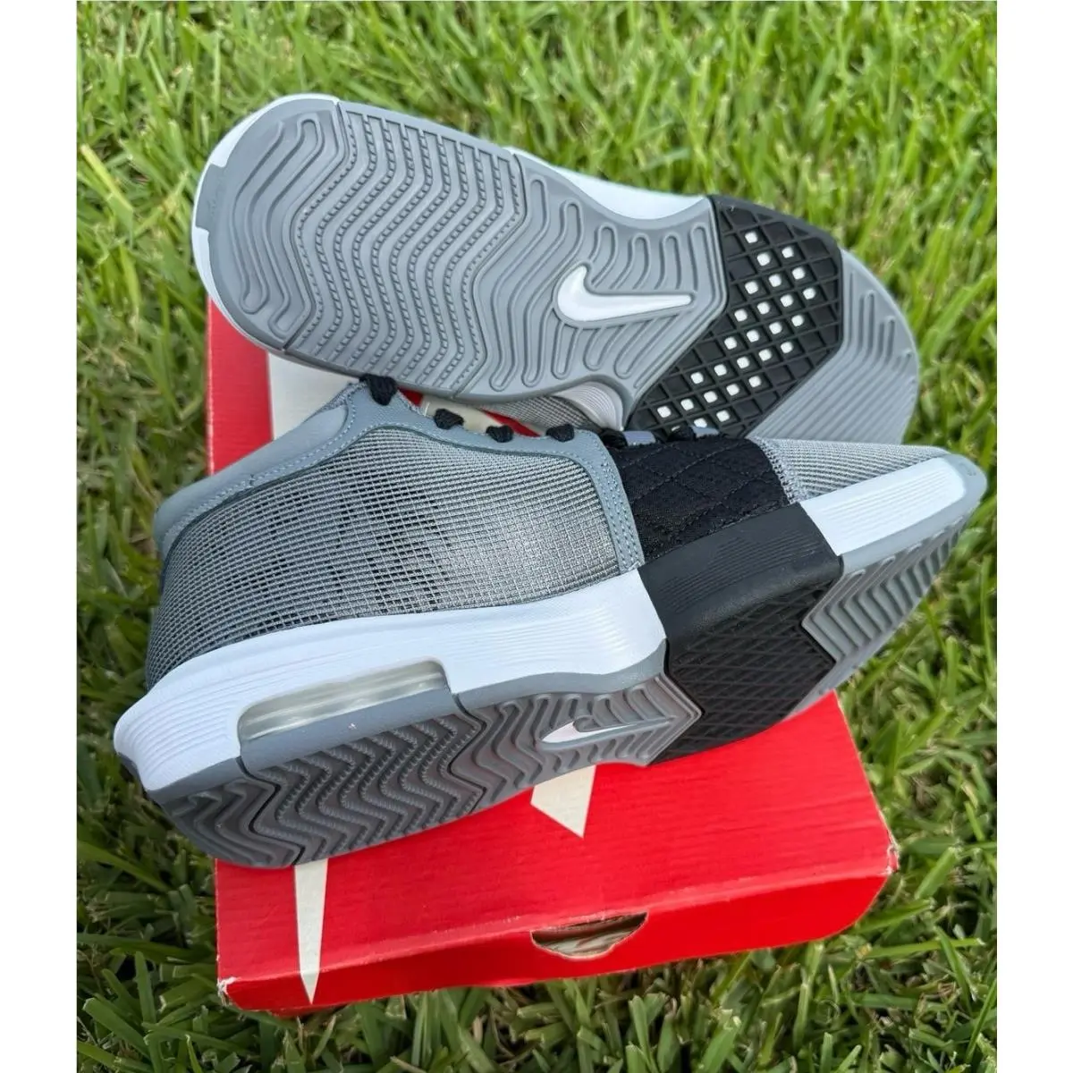 Nike shoes - Nike LeBron Witness - LeBron Witness - Gray 5