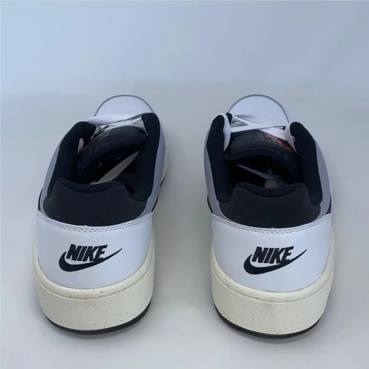 Nike shoes - White (UPC: 196969575526) 1