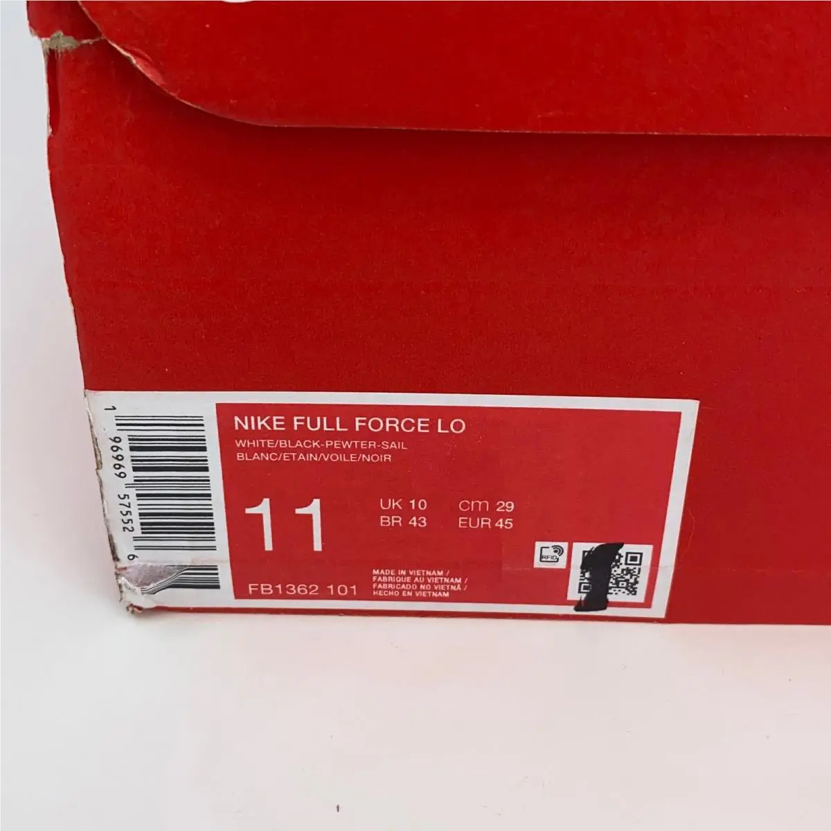 Nike shoes - White (UPC: 196969575526) 3