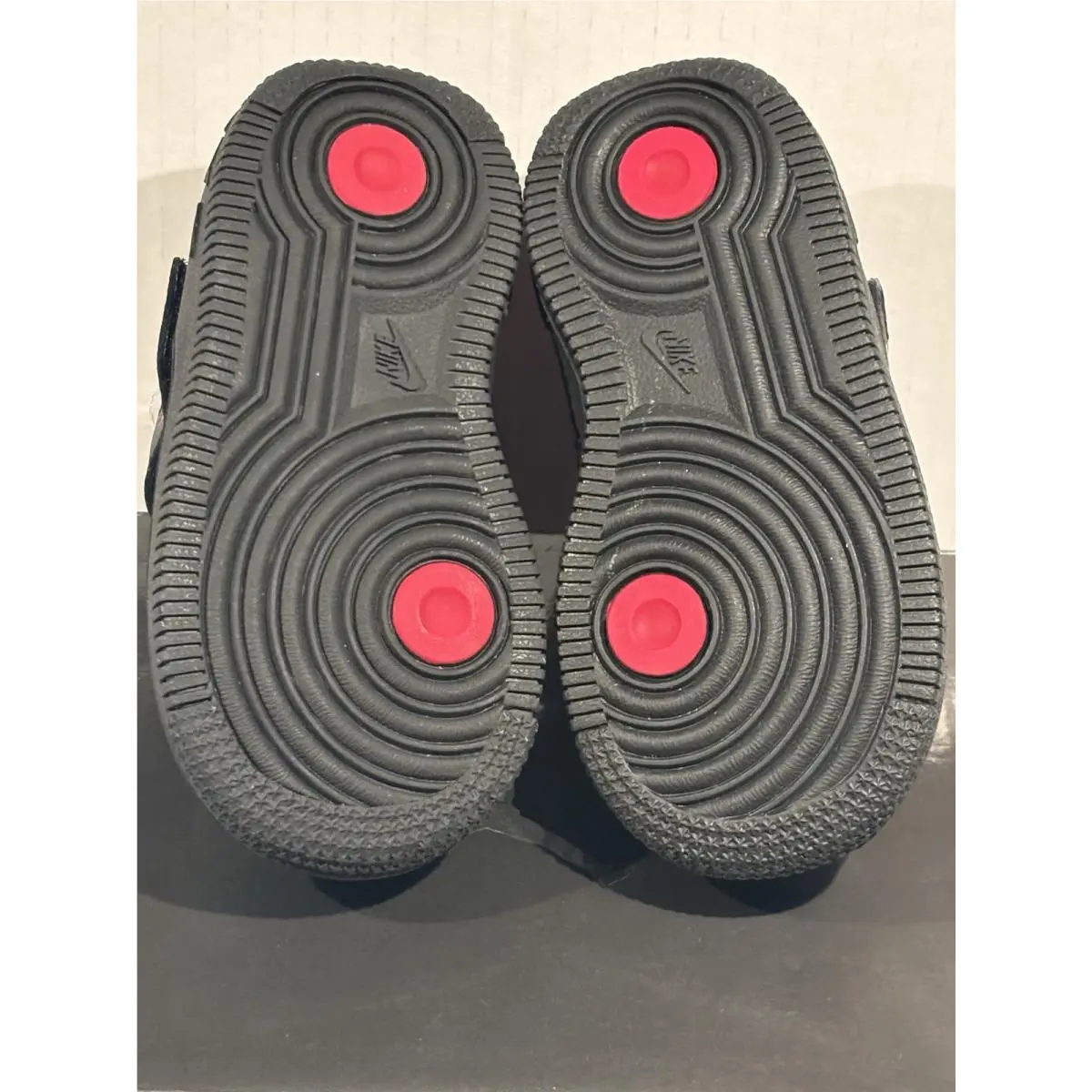 Nike shoes - Nike - BLACK/VARSITY RED-DARK CHARCOAL 7