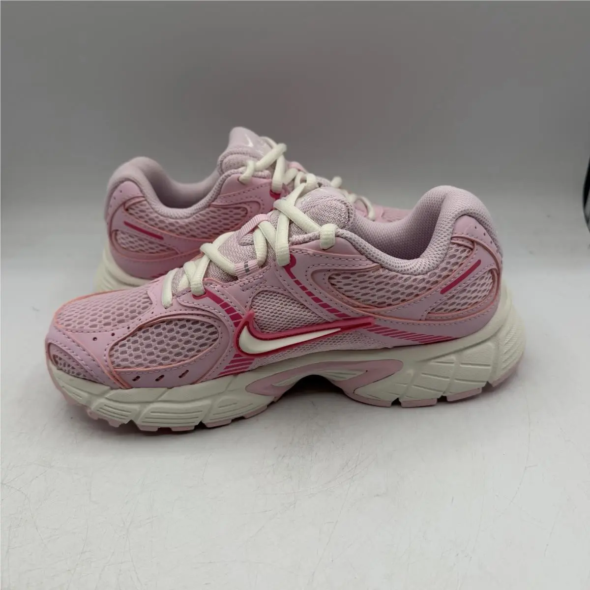 Nike shoes - Nike V5 RNR - RNR - IQ9408-663 - Pink 1