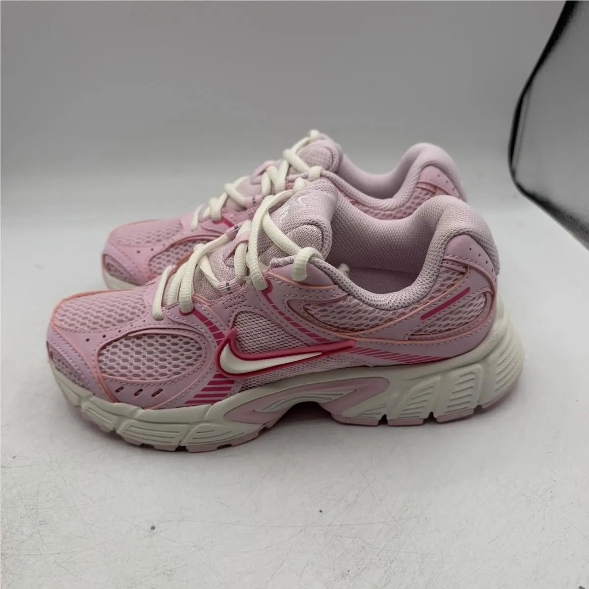 Nike shoes - Nike V5 RNR - RNR - IQ9408-663 - Pink 4