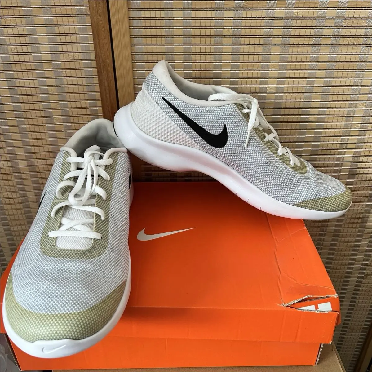 Nike shoes - Nike Flex Experience - Flex Experience - AA7405-100 - White 3