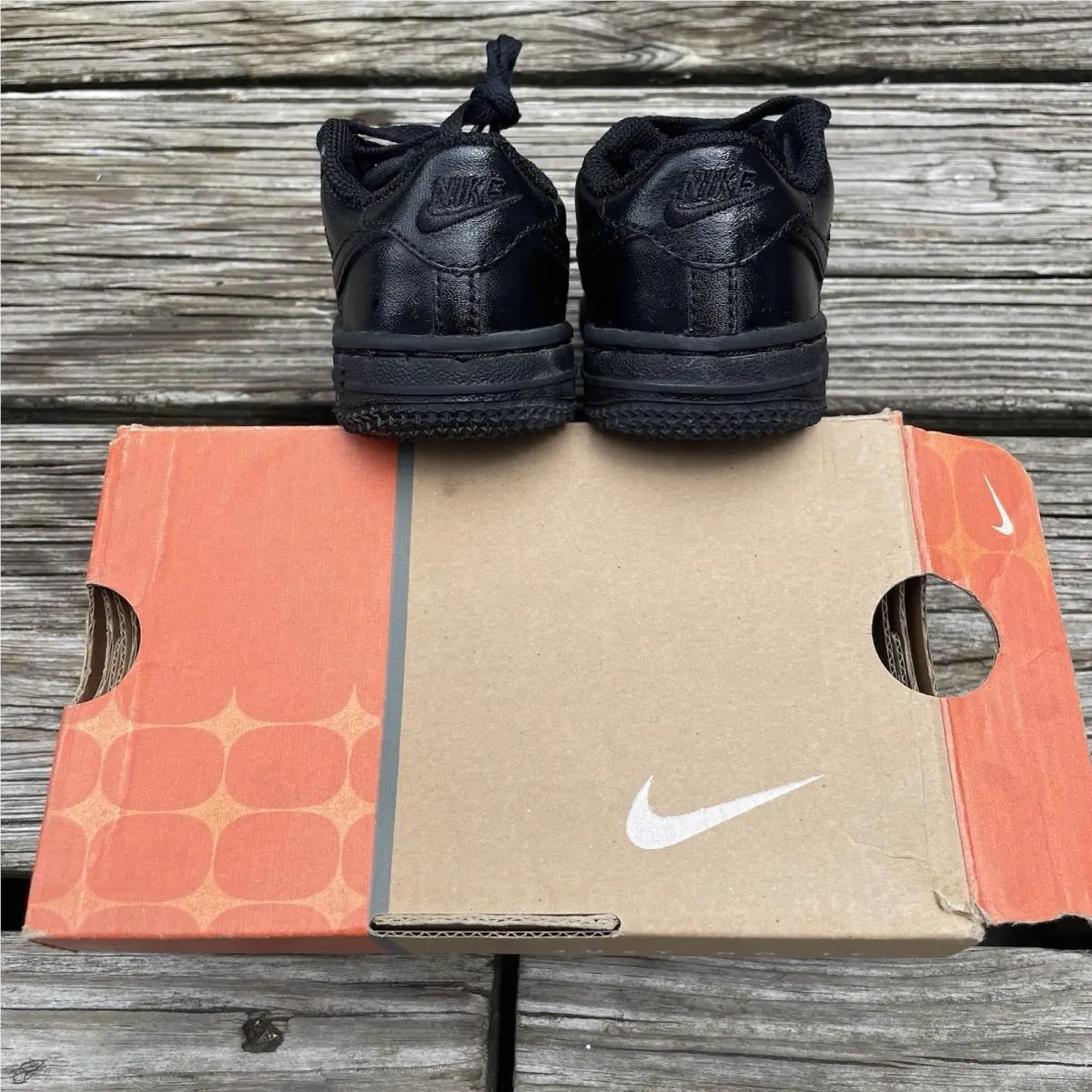Nike shoes - Nike Air Force 1 - Air Force - Black 1