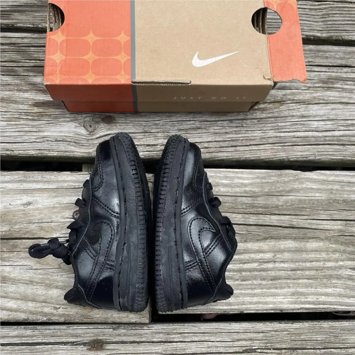 Nike shoes - Nike Air Force 1 - Air Force - Black 2