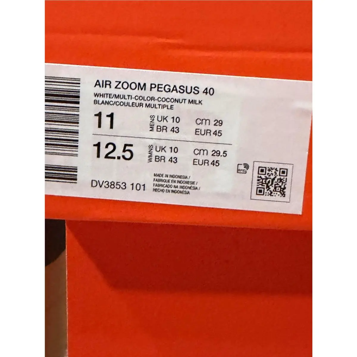 Nike shoes - White 4
