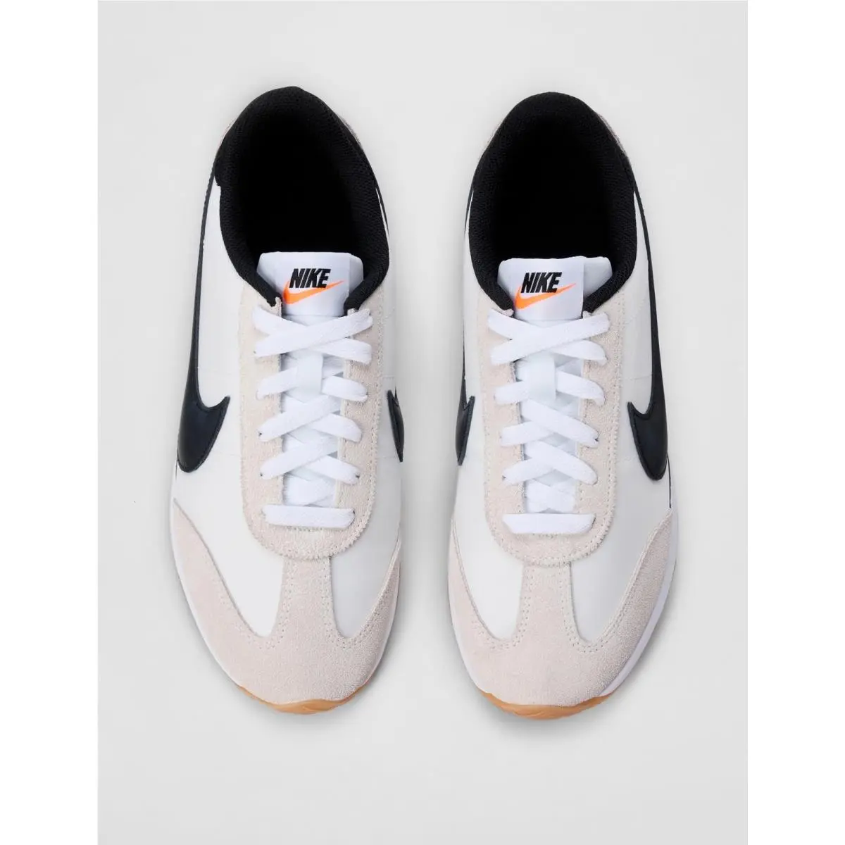 Nike shoes - White 2