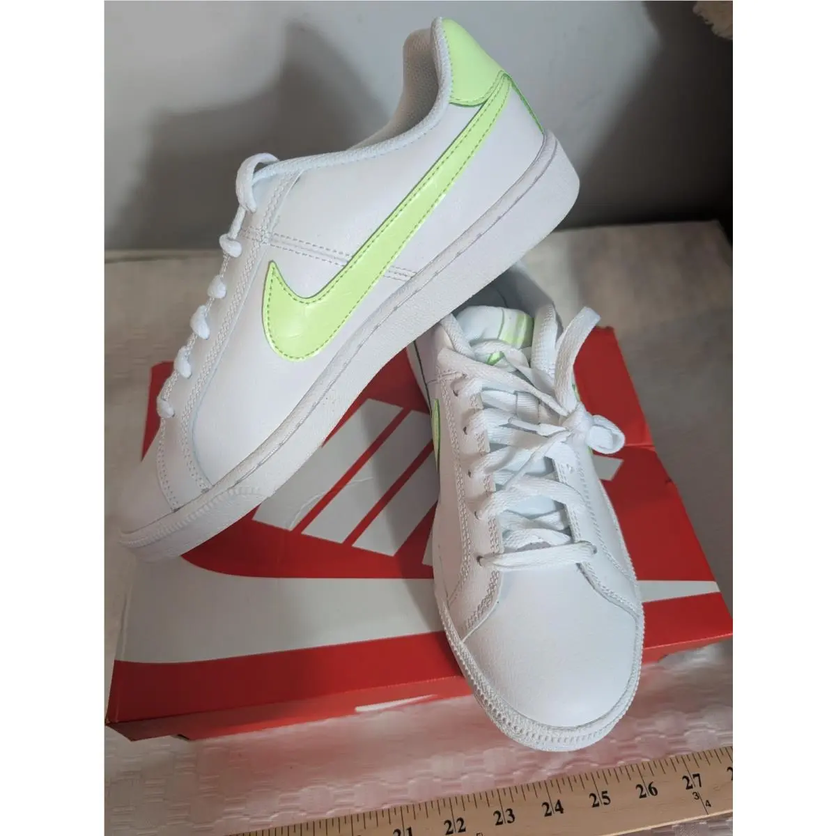 Nike shoes - White, Green 3