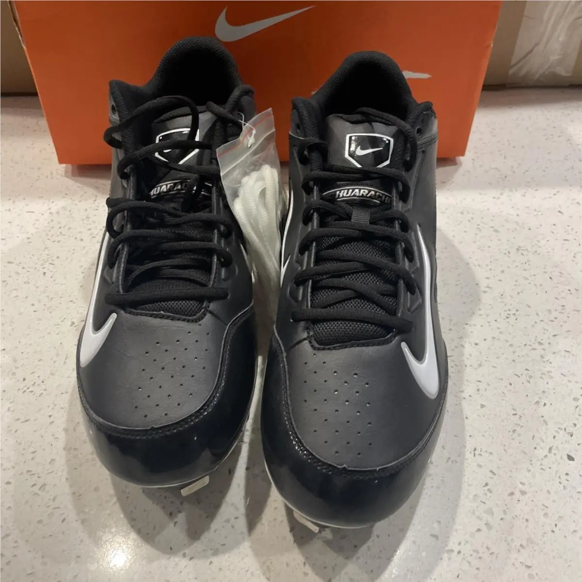 Nike shoes - 615963010 - 615963-010 - Black/White 0
