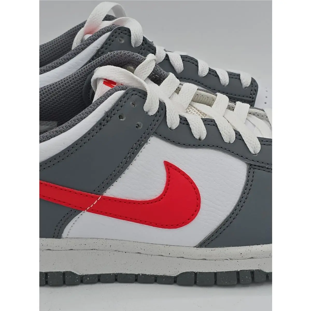 Nike shoes - Smoke Grey/Light Crimson/White 1