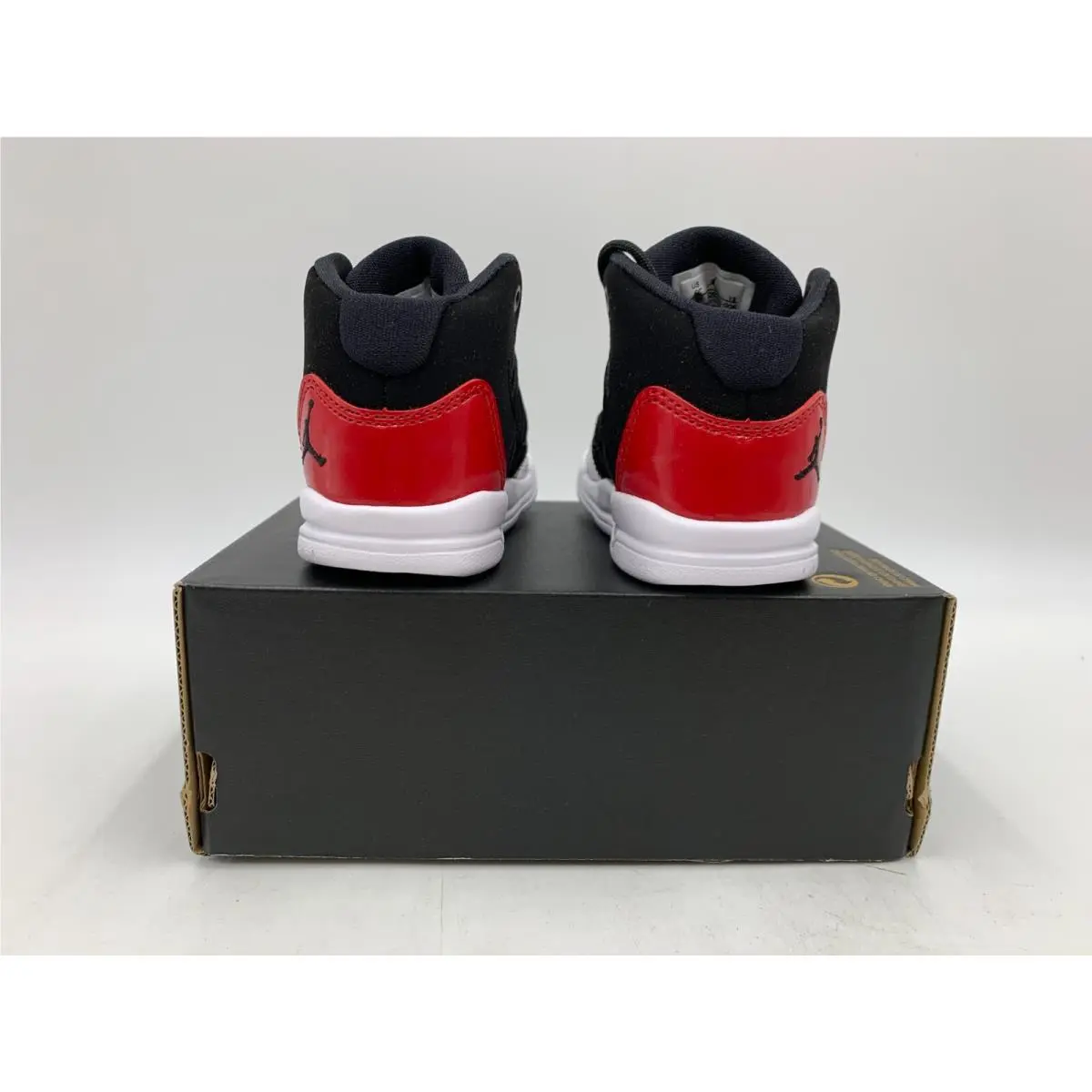 Nike shoes - Jordan Max Aura - Max Aura - AQ9216-006 - Black & Red 1