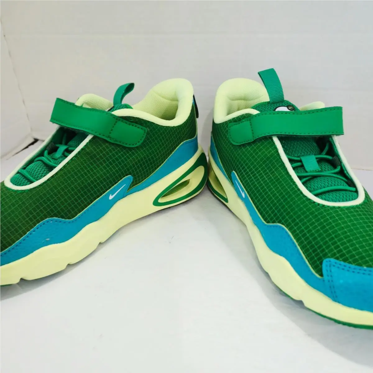 Nike shoes - Nike Kids PS Air Max Nova SE - Green 1