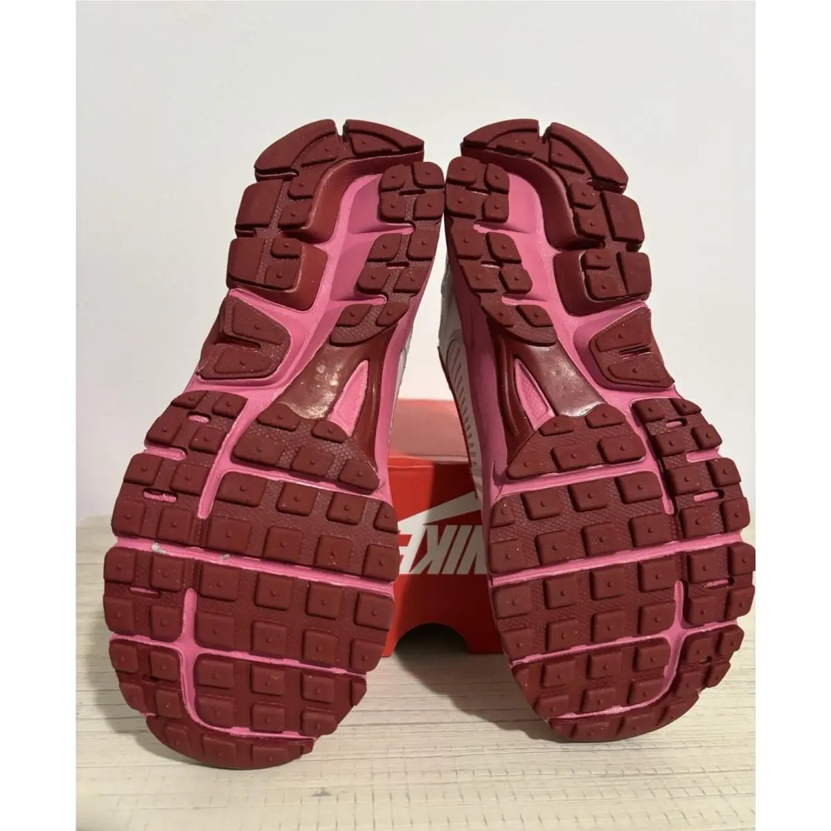 Nike shoes - vomero 5 - vomero - Silt Red Peony (UPC: 198726899722) 3