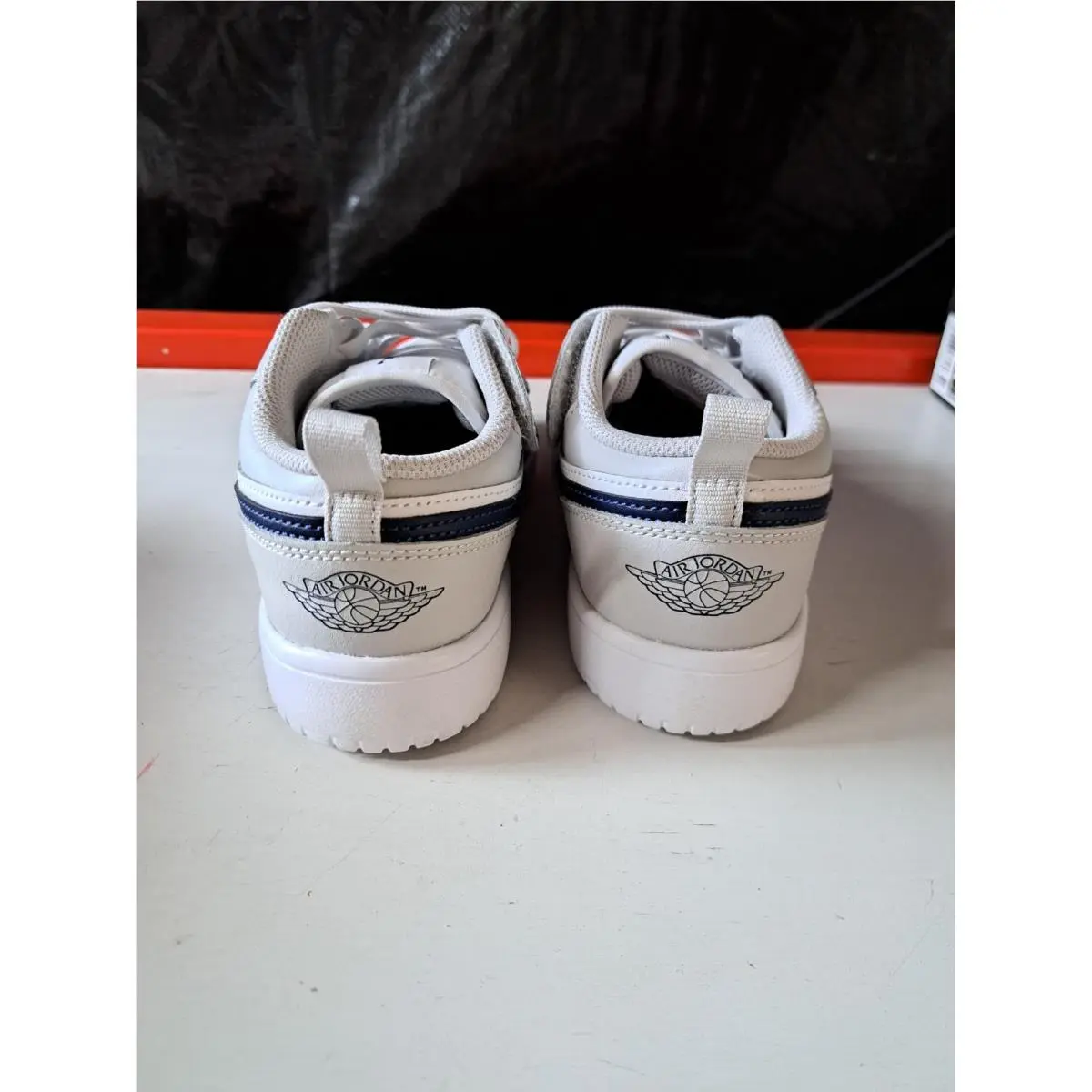 Nike shoes - Air Jordan 1 - Air - White 2