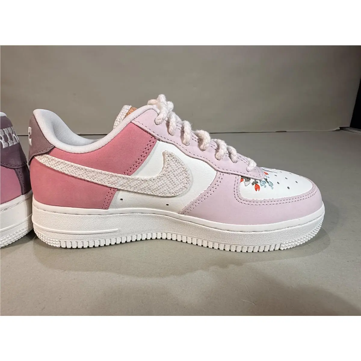 Nike shoes - Nike Air Force 1 - Air Force - Pink 3
