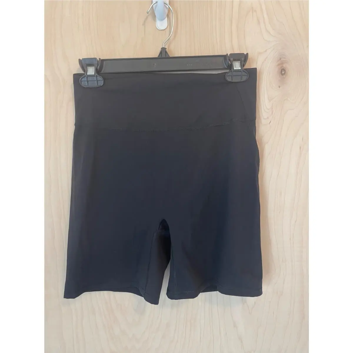 x Nike Matte Biker 5 Obsidian Shorts SZ Medium by Skims