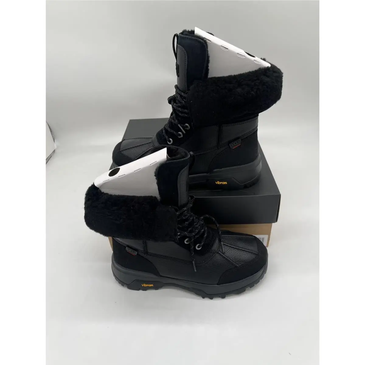 UGG shoes - UGG Adirondack Boot XXV - Adirondack Boot XXV - Black 4