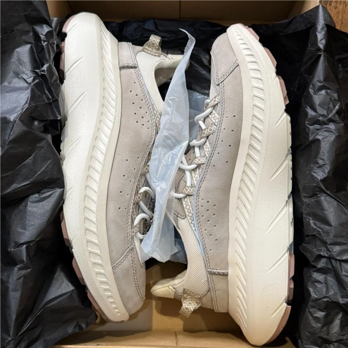 UGG shoes - CA805 V2 REMIX - REMIX - 1138050 - Beige (UPC: 196565260925) 10