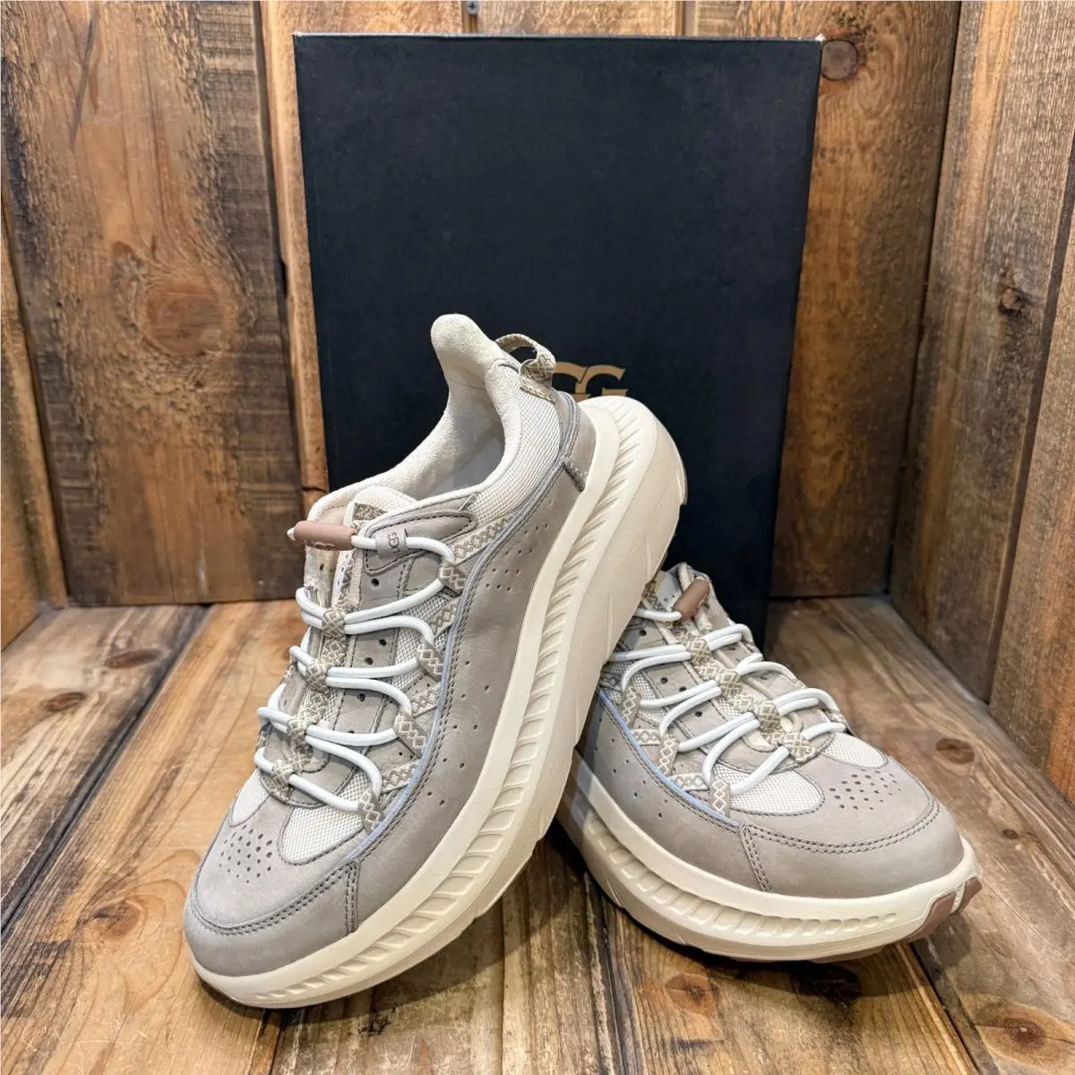 UGG shoes - CA805 V2 REMIX - REMIX - 1138050 - Beige (UPC: 196565260925) 0