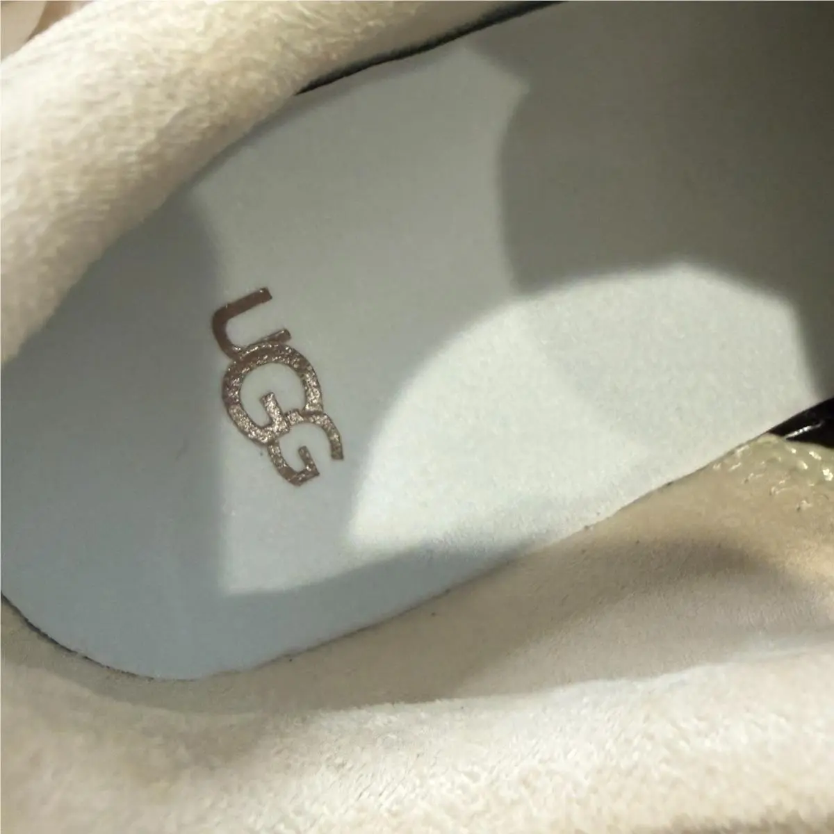 UGG shoes - CA805 V2 REMIX - REMIX - 1138050 - Beige (UPC: 196565260925) 7