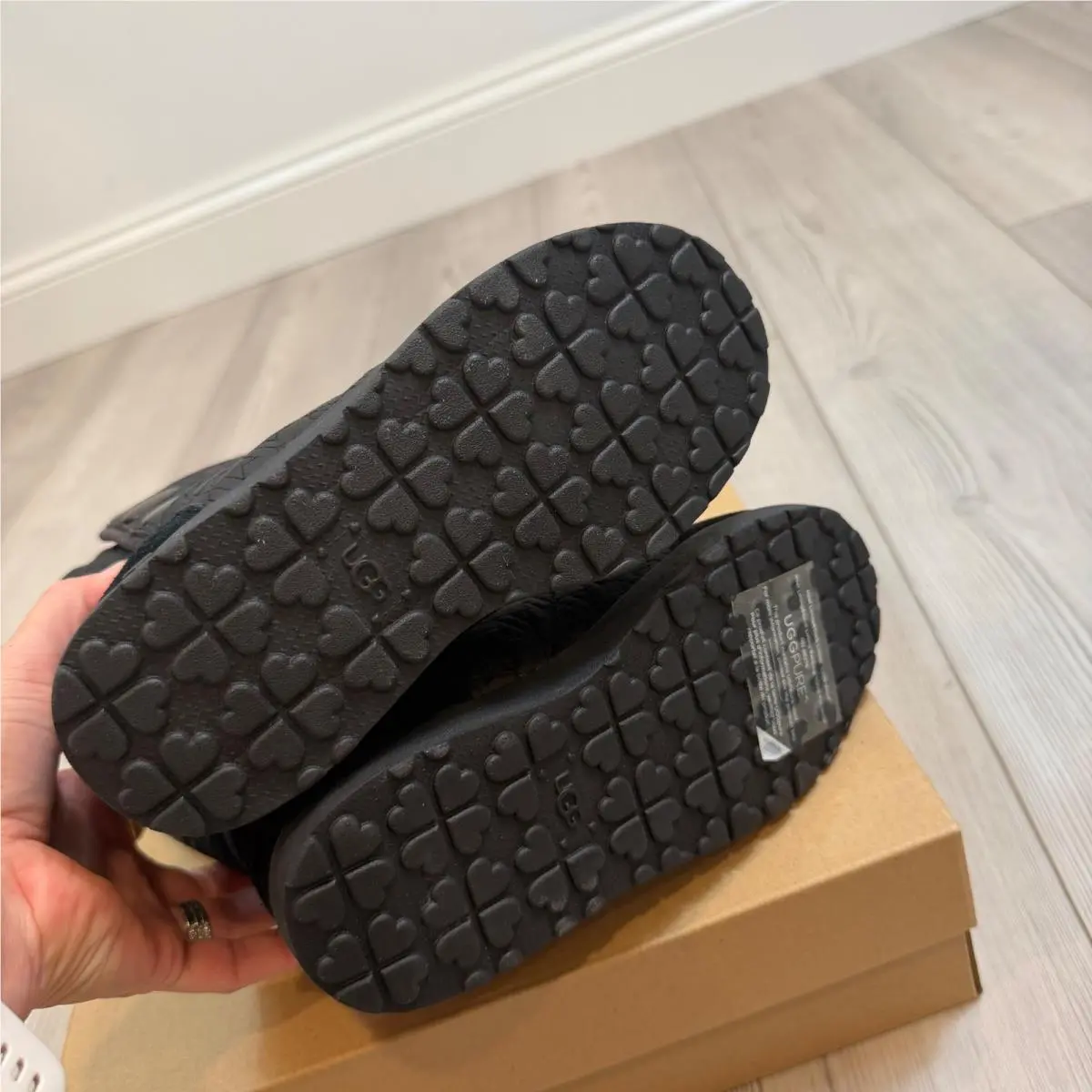 UGG shoes - K Puffy Quilted Houndstooth - Puffy Quilted Houndstooth - Black 4