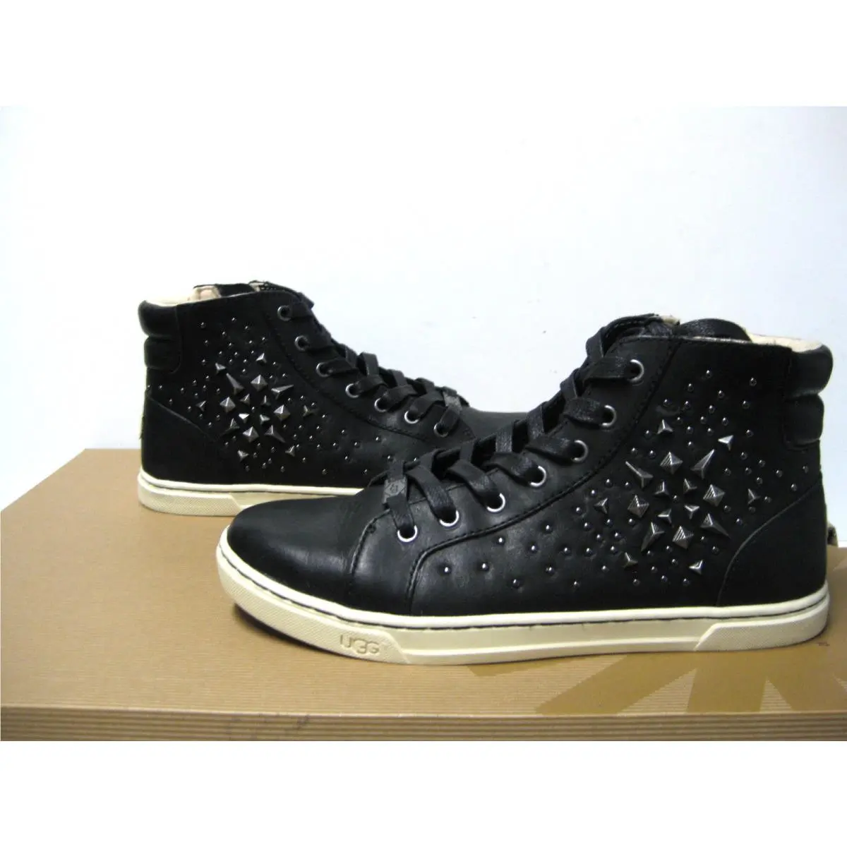 UGG shoes - Black 1