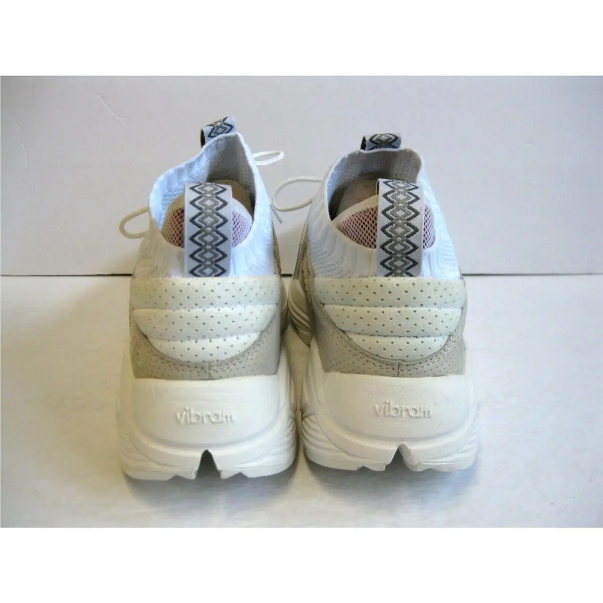 UGG shoes - White 2