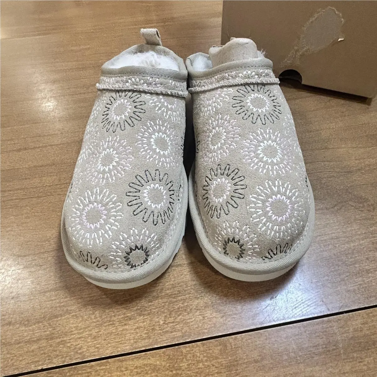 UGG shoes - UGG Classic Micro Sun Stitch - Beige 6