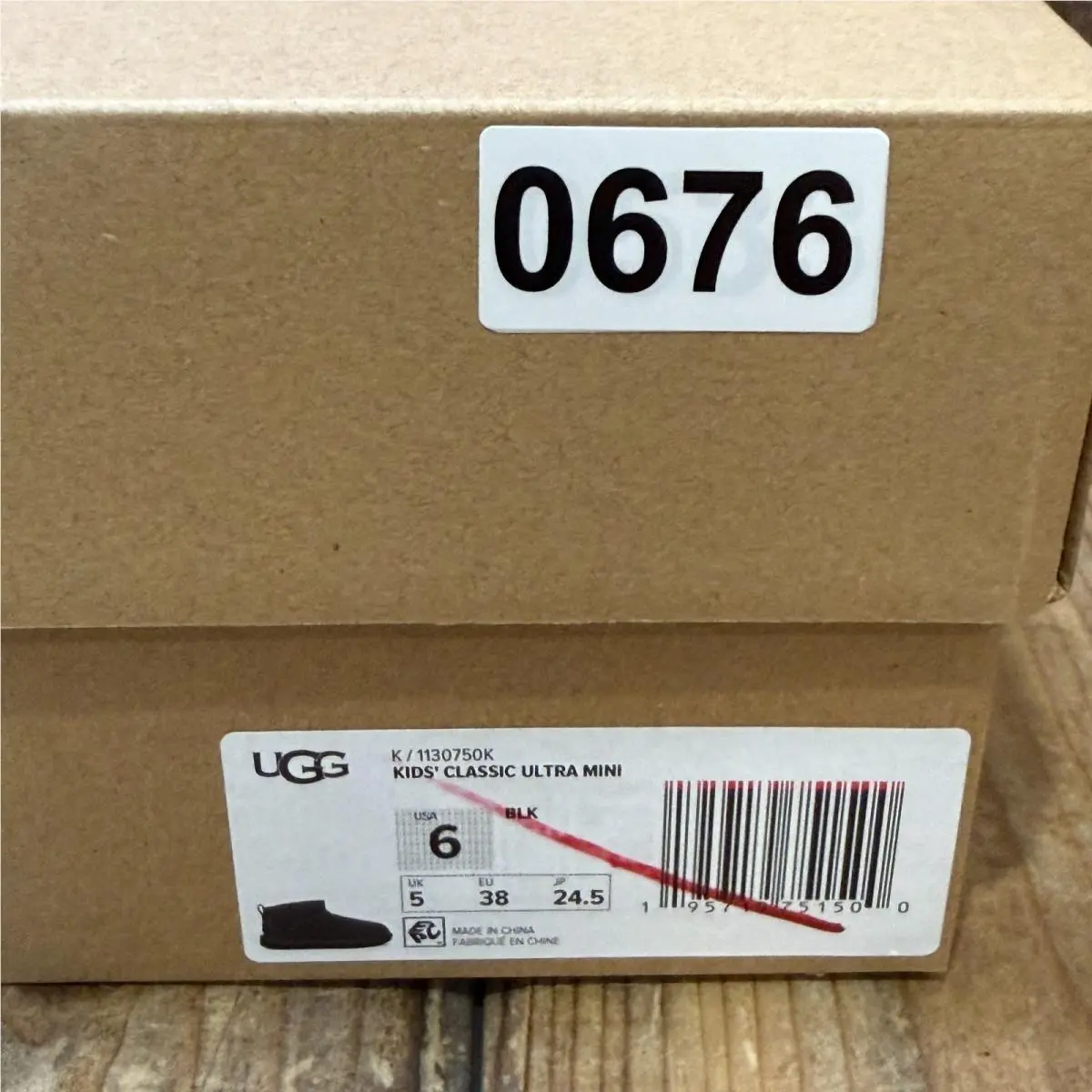 UGG shoes - CLASSIC ULTRA MINI - CLASSIC ULTRA MINI - Black 11