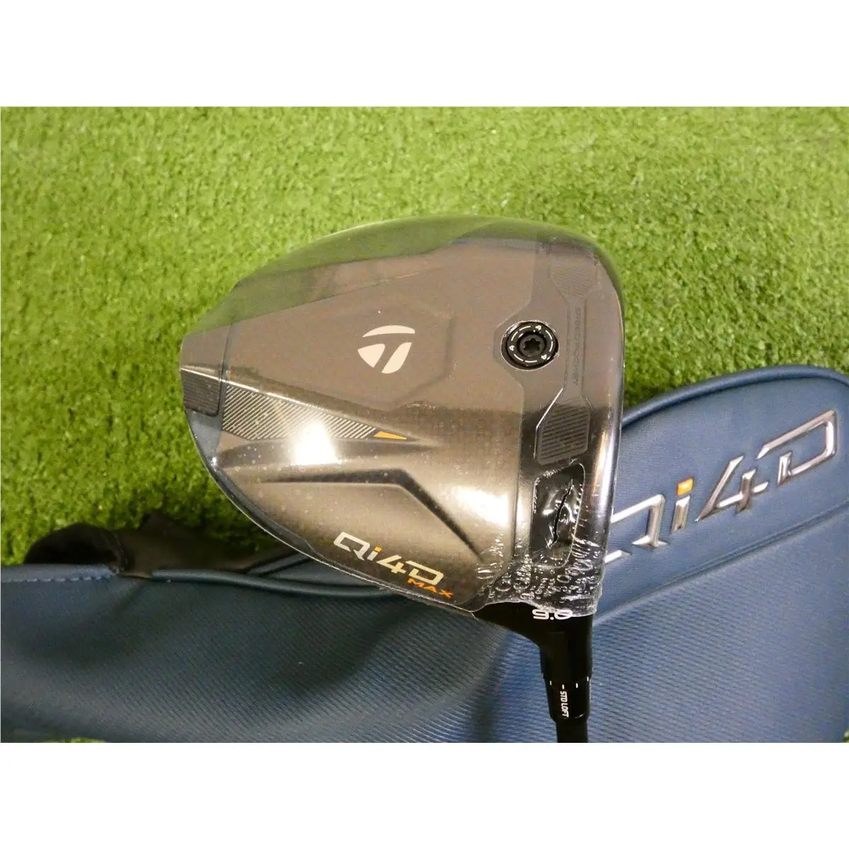 Taylormade 2026 Qi4D Max 9 Driver Reax Low Rotation White 60 Stiff with HC