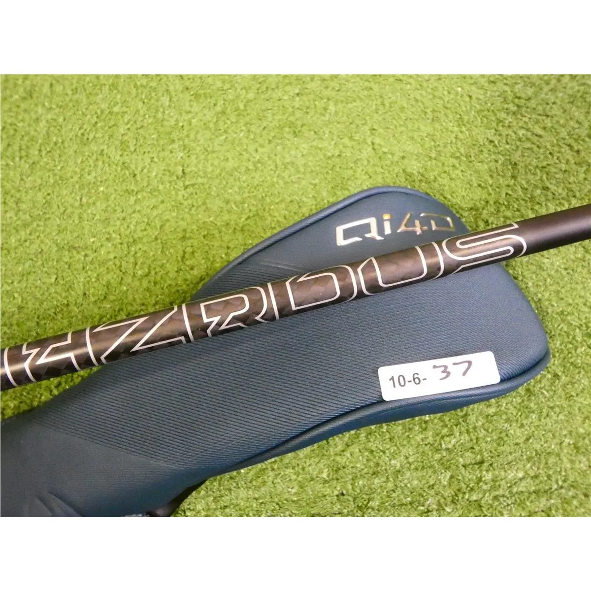 TaylorMade  - Qi4D Tour - Tour - Black 2