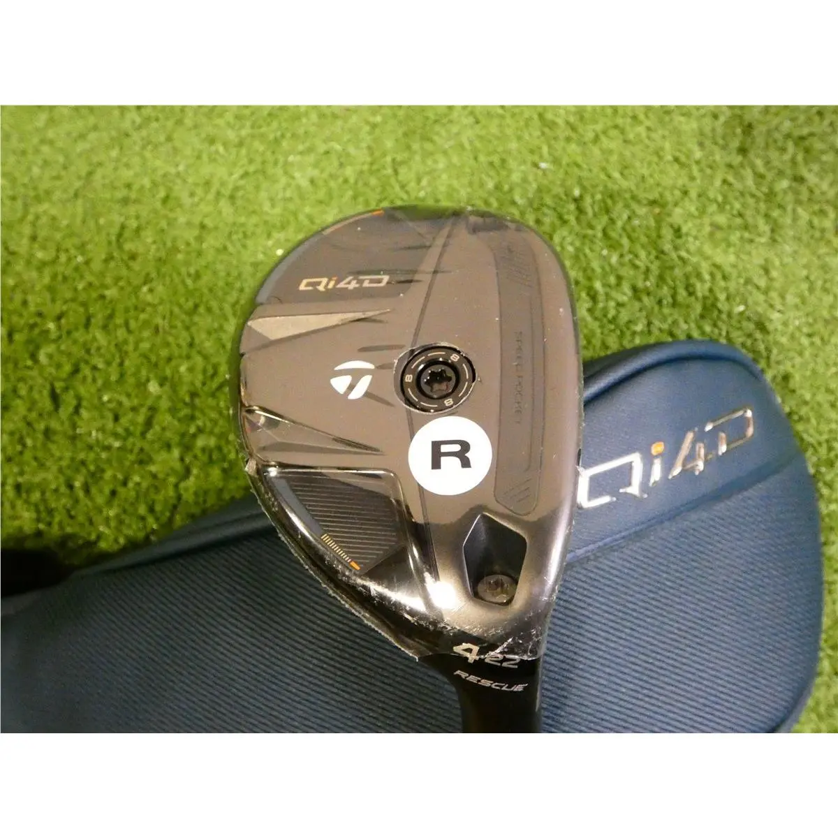 Taylormade 2026 Qi4D 22 4 Hybrid Rescue Reax 65 Regular Graphite with HC
