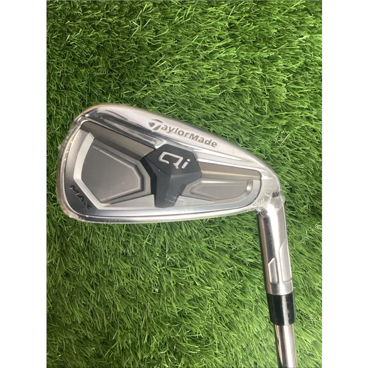 Taylormade Qi Max Single 7 Iron with Kbs MT Regular Steel Shaft