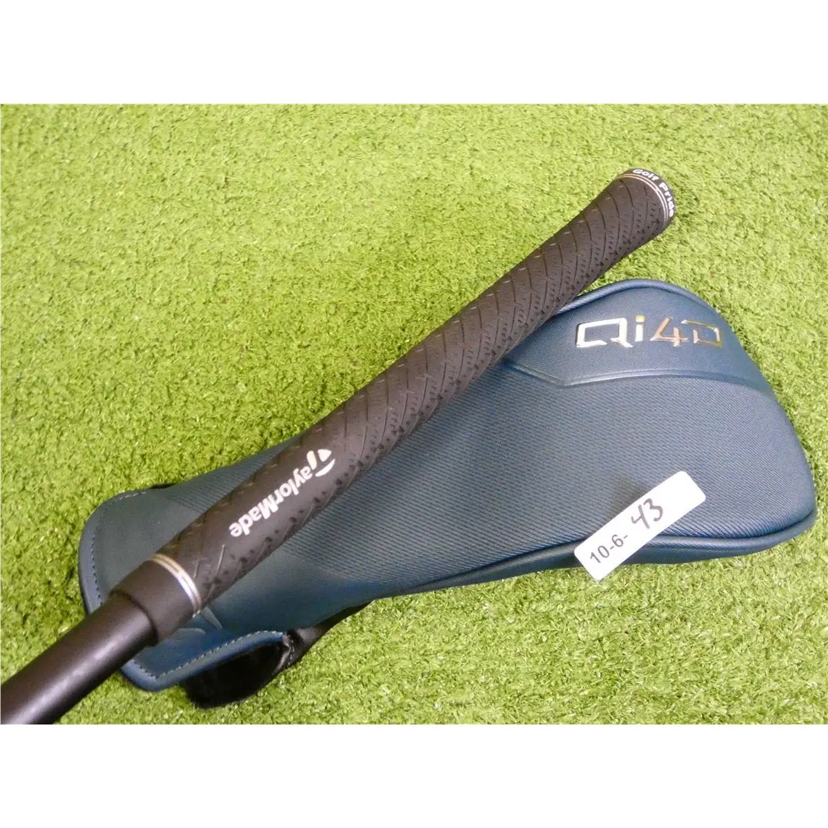 TaylorMade  - Qi4D Max - Max 4