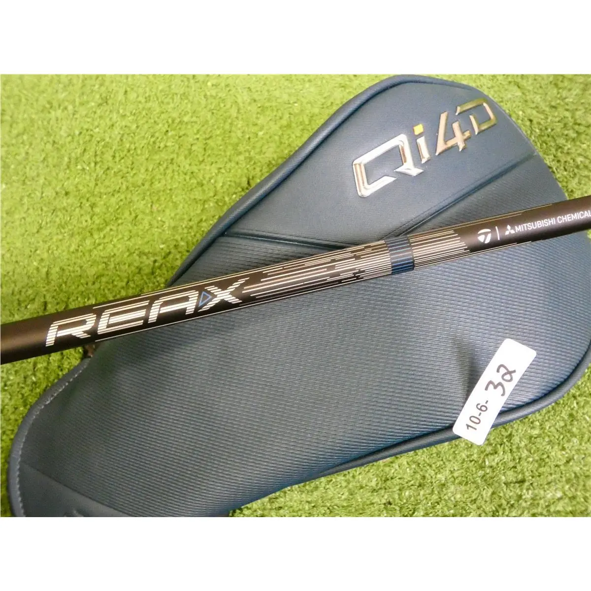 TaylorMade  - Qi4D LS - Blue 2