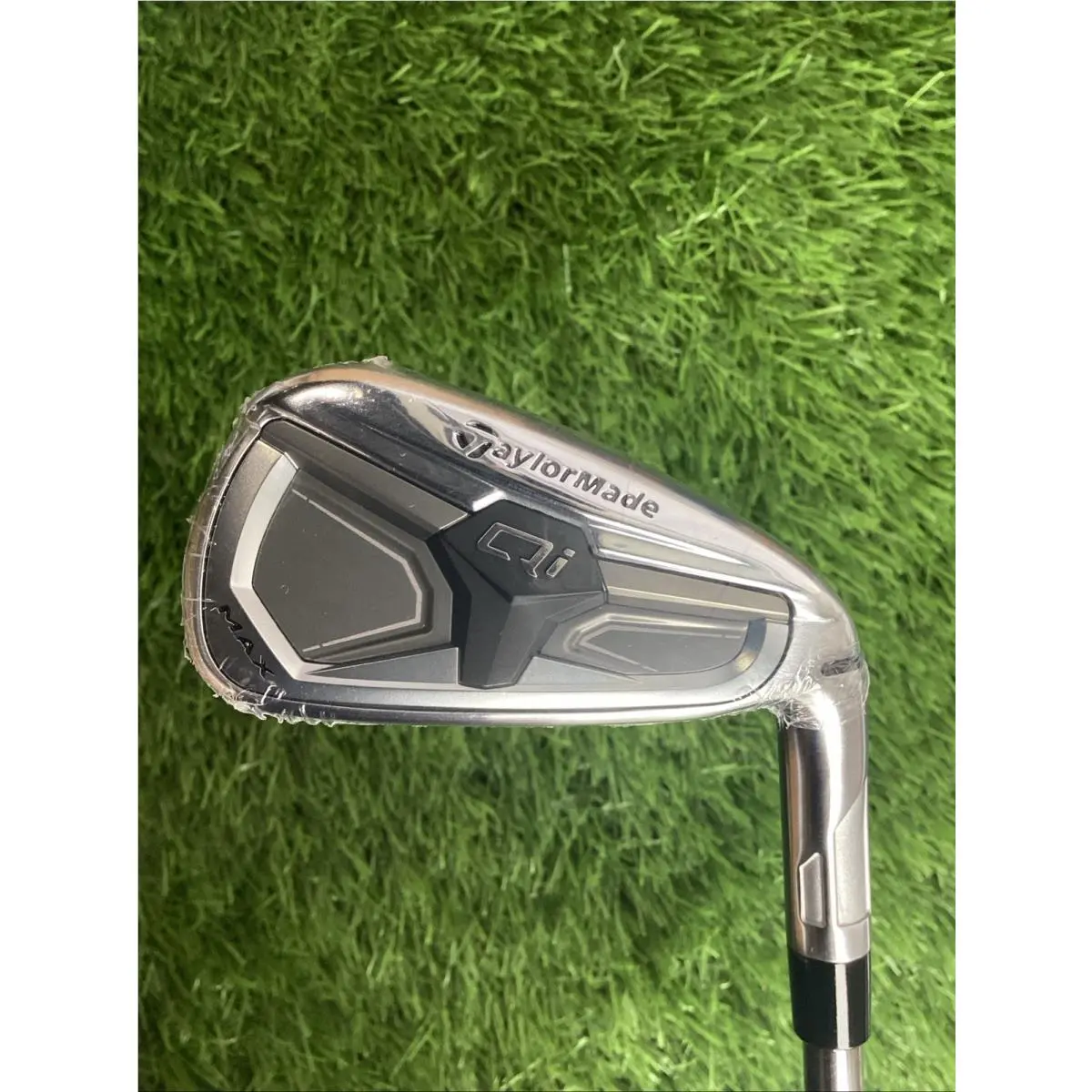 Taylormade Qi Max Single 7 Iron with Kbs Max MT Stiff Steel Shaft