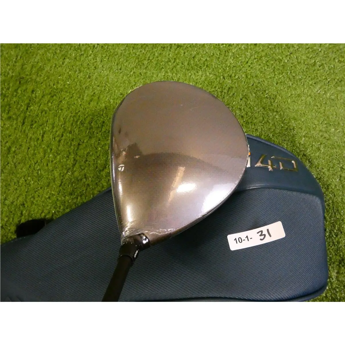 TaylorMade  - Qi4D LS - White 1