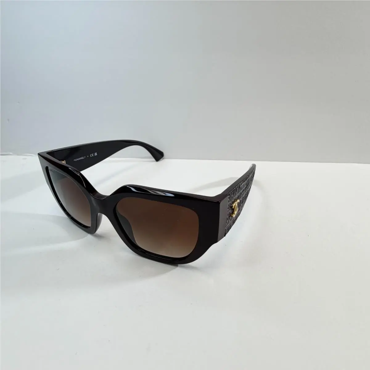 Chanel CH 5571 1461S5 54 Red Vendome Frame W/gradient Brown Lenses