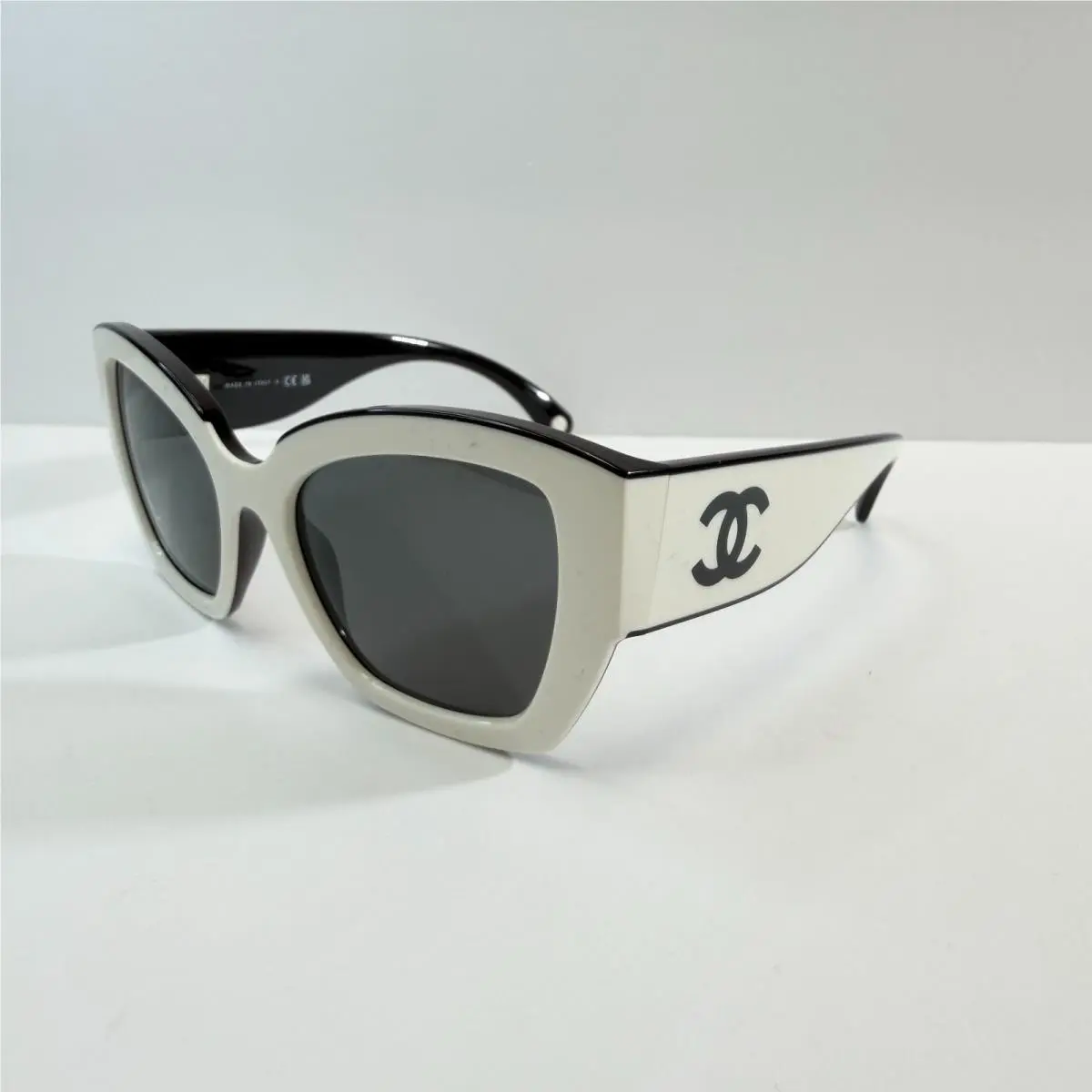 Chanel CH 6058 1869/B1 White Black Frame W/grey Lenses